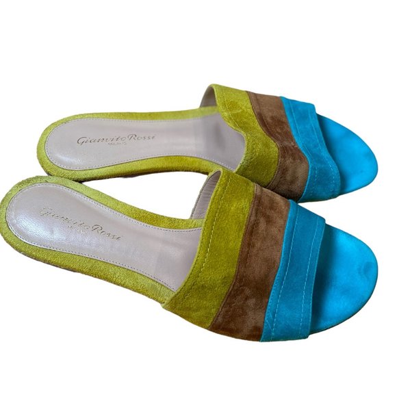 Colorful and Chic - Picture 3 of 3